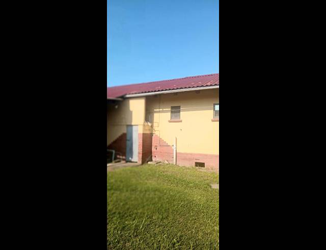 4 BEDROOM FREESTANDING FOR SALE IN STANGER CENTRAL